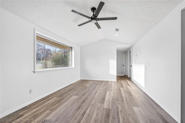 1104 9Th Street, Barling, AR 72923