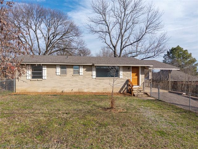 1104 9Th Street, Barling, AR 72923