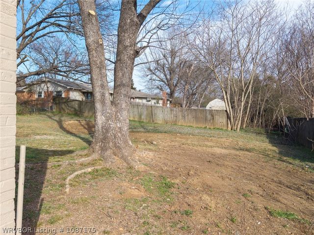 1104 9Th Street, Barling, AR 72923