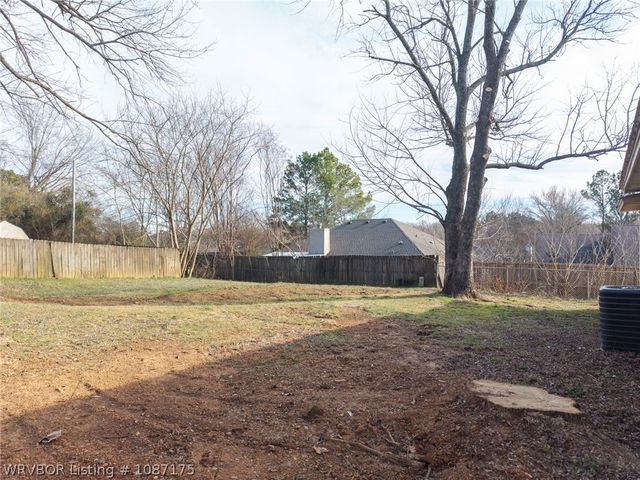 1104 9Th Street, Barling, AR 72923