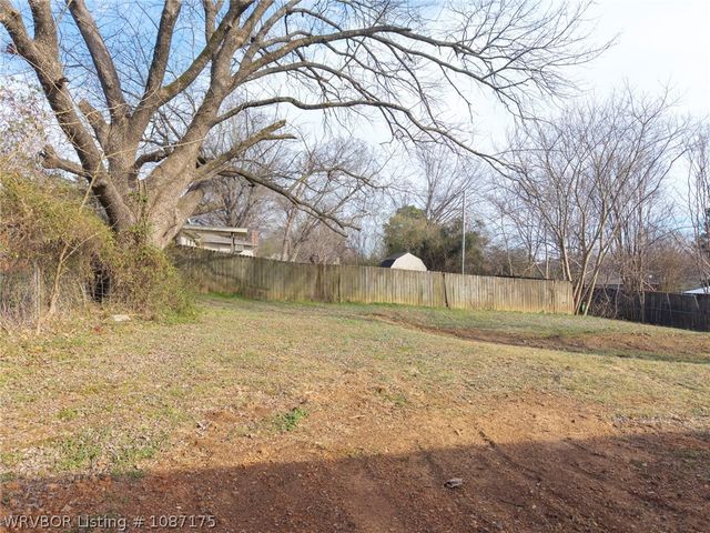 1104 9Th Street, Barling, AR 72923