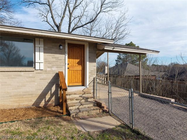 1104 9Th Street, Barling, AR 72923