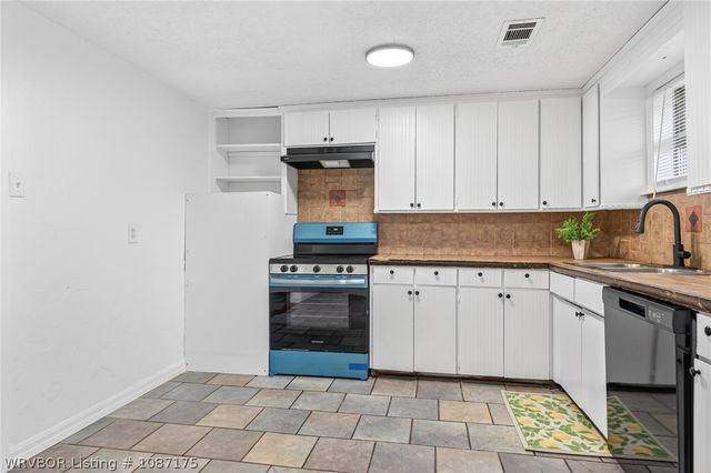 1104 9Th Street, Barling, AR 72923