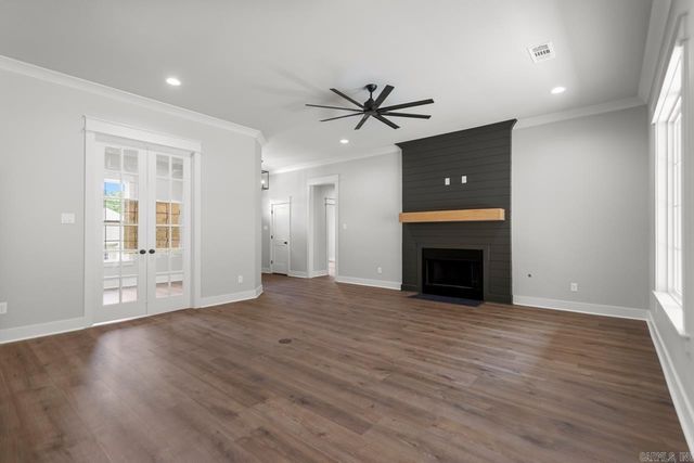 9225 Wooddale Drive, Sherwood, AR 72120