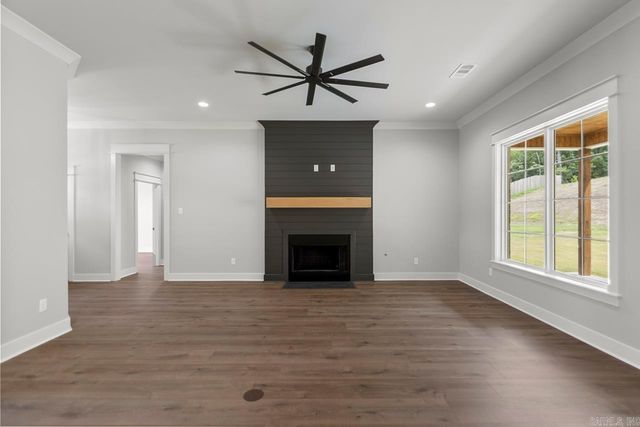 9225 Wooddale Drive, Sherwood, AR 72120