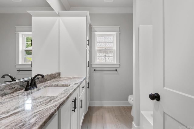 9225 Wooddale Drive, Sherwood, AR 72120