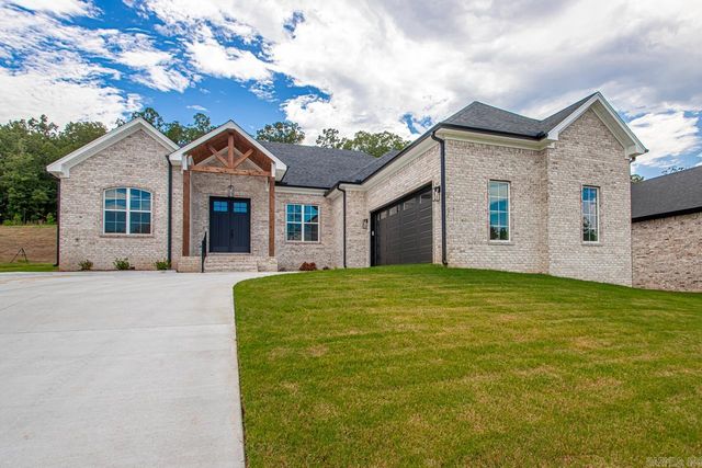 9225 Wooddale Drive, Sherwood, AR 72120