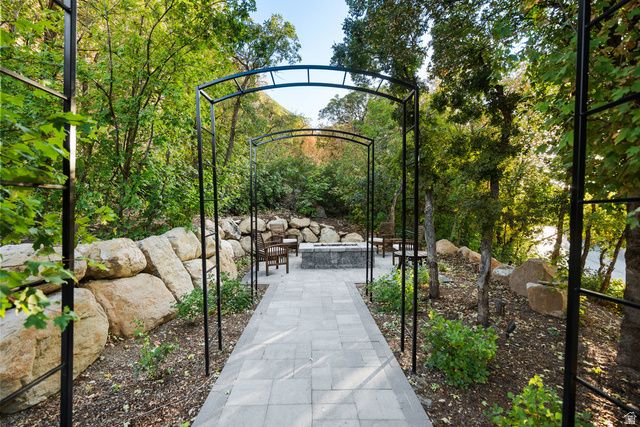 1141 S OAK LEAF, Springville, UT 84663