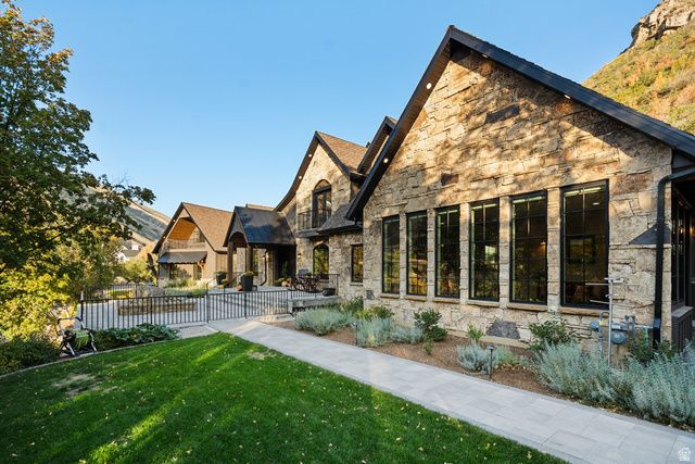 1141 S OAK LEAF, Springville, UT 84663