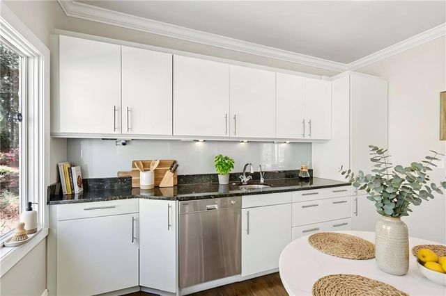 1165 E Beechwood Drive NW, Atlanta, GA 30327