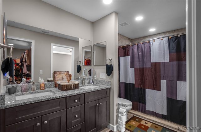 4330 W Drake Lane, Citrus Springs, FL 34433