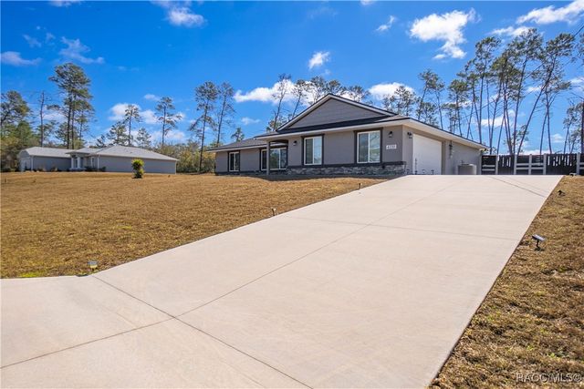 4330 W Drake Lane, Citrus Springs, FL 34433