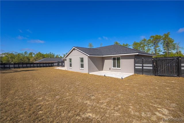 4330 W Drake Lane, Citrus Springs, FL 34433