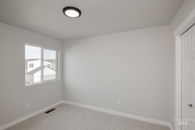 6675 W Fairy Falls Dr, Meridian, ID 83646