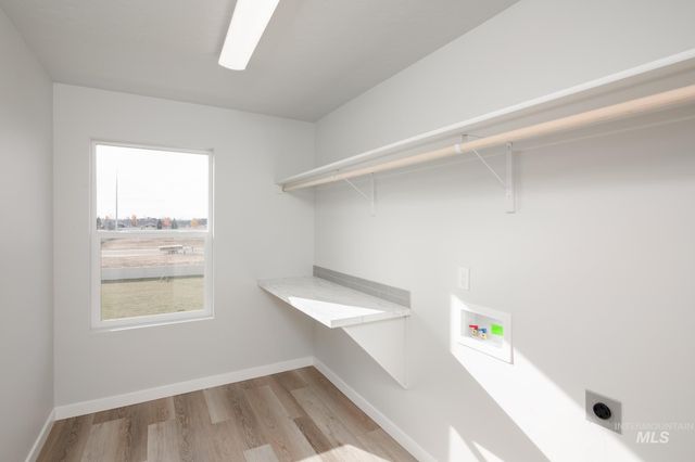 6675 W Fairy Falls Dr, Meridian, ID 83646