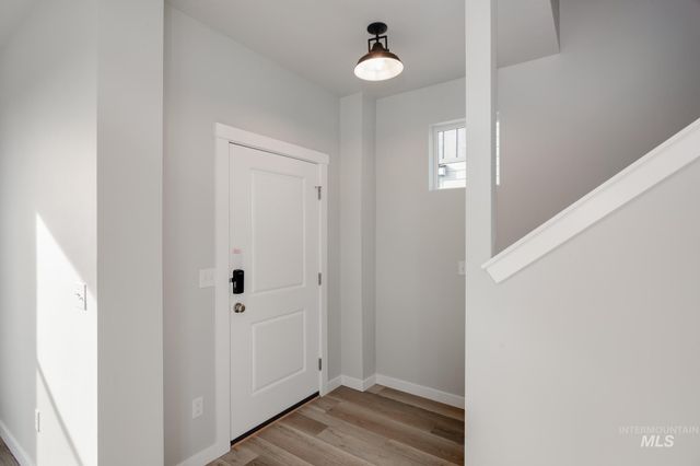 6675 W Fairy Falls Dr, Meridian, ID 83646