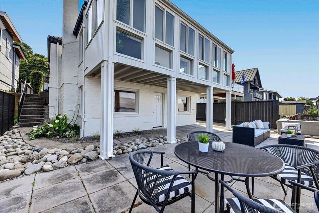 5311 Beach Drive SW, Seattle, WA 98136