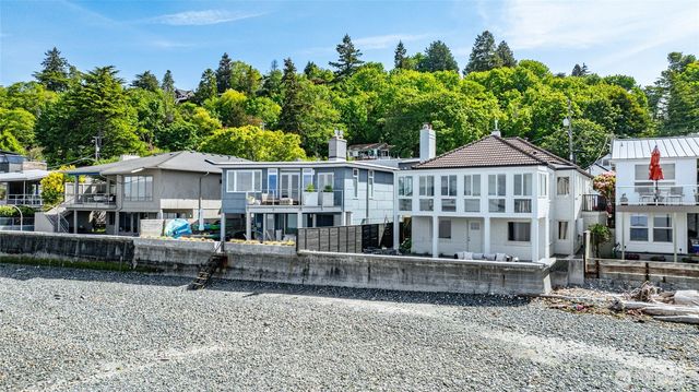 5311 Beach Drive SW, Seattle, WA 98136
