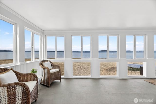 5311 Beach Drive SW, Seattle, WA 98136