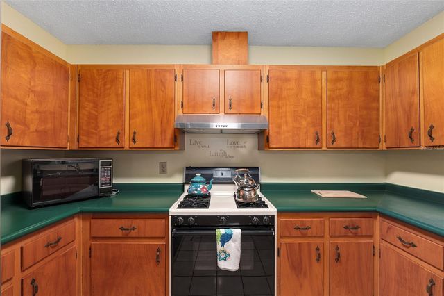 505 NW 37TH PLACE, Gainesville, FL 32609