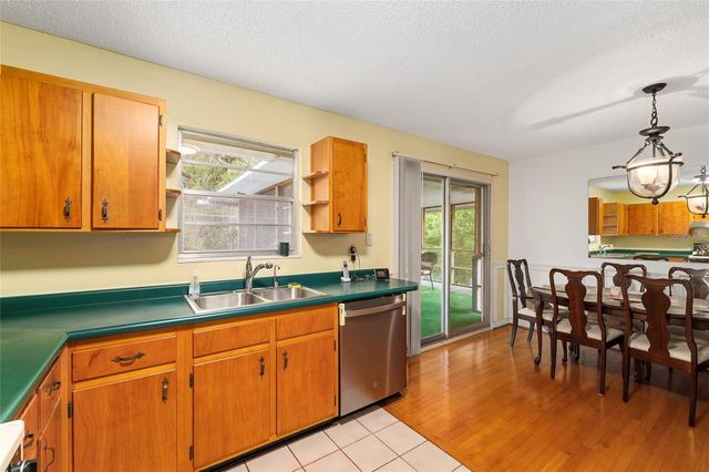 505 NW 37TH PLACE, Gainesville, FL 32609