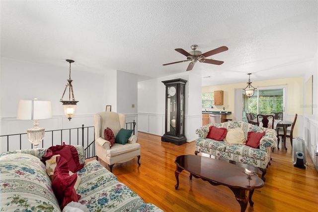 505 NW 37TH PLACE, Gainesville, FL 32609