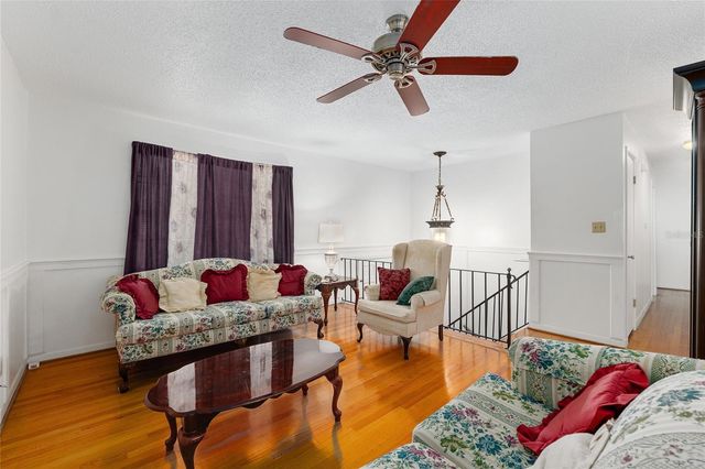 505 NW 37TH PLACE, Gainesville, FL 32609