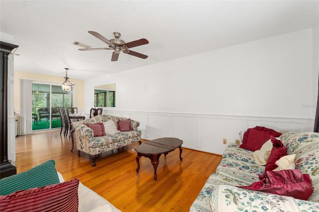 505 NW 37TH PLACE, Gainesville, FL 32609