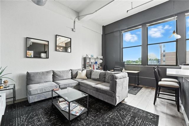 1535 Walnut Street 406, Kansas City, MO 64108