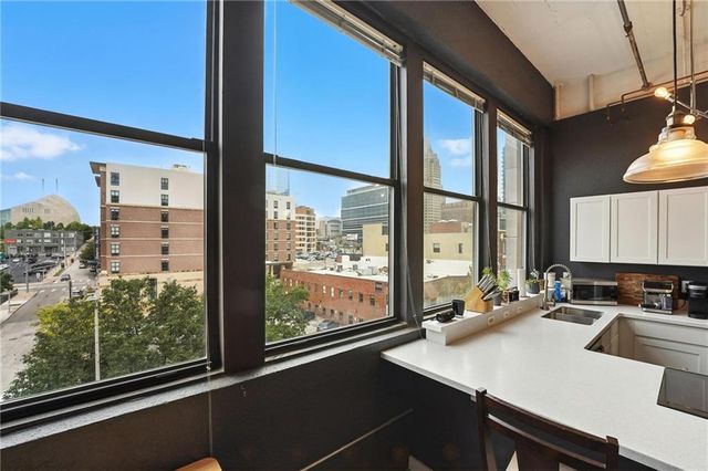 1535 Walnut Street 406, Kansas City, MO 64108