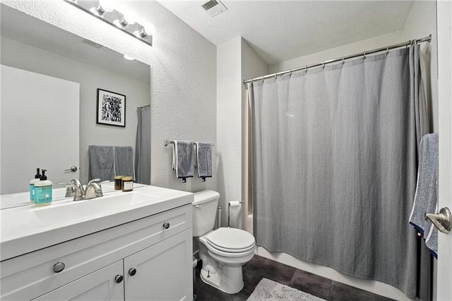 1535 Walnut Street 406, Kansas City, MO 64108