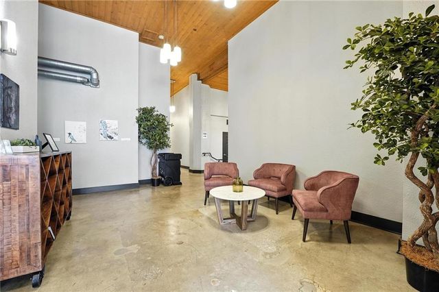 1535 Walnut Street 406, Kansas City, MO 64108