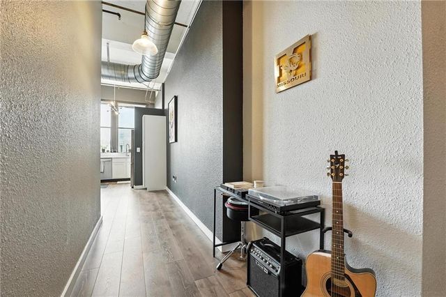1535 Walnut Street 406, Kansas City, MO 64108