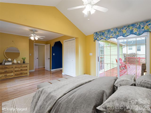 113 5th Street, Black Mountain, NC 28711