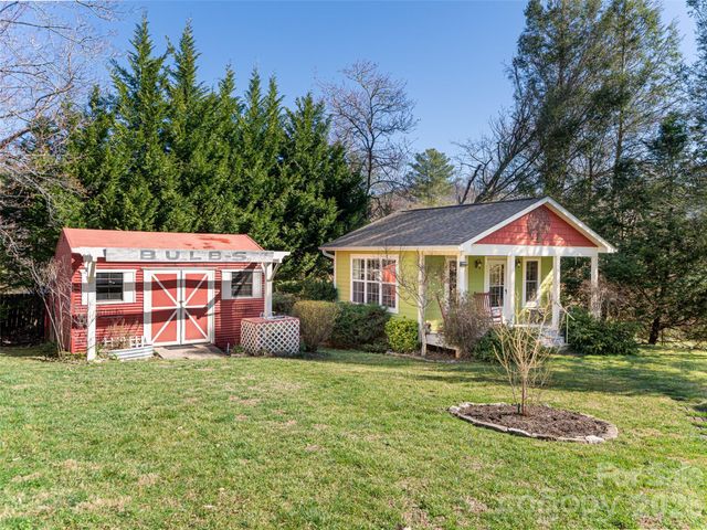 113 5th Street, Black Mountain, NC 28711