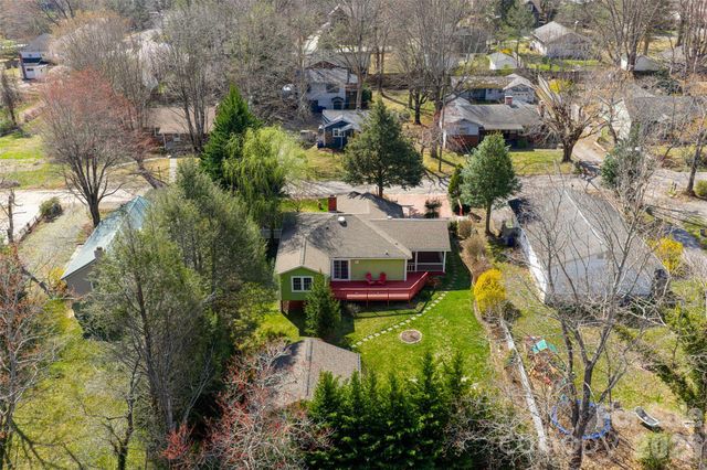 113 5th Street, Black Mountain, NC 28711