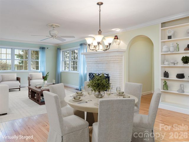 113 5th Street, Black Mountain, NC 28711