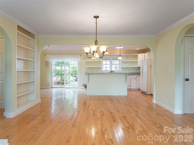 113 5th Street, Black Mountain, NC 28711