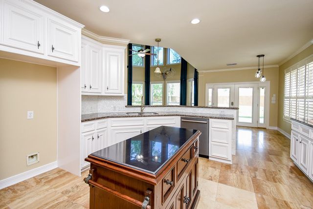 3911 Fielder Circle, Missouri City, TX 77459