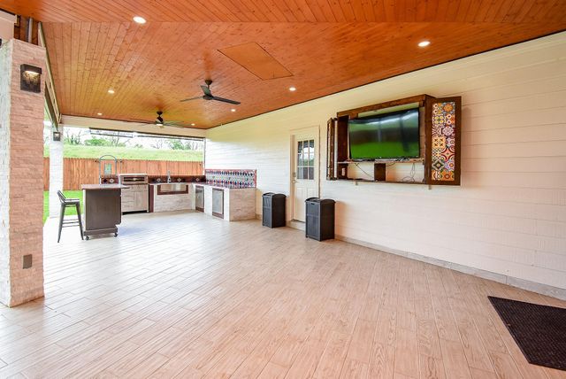 3911 Fielder Circle, Missouri City, TX 77459