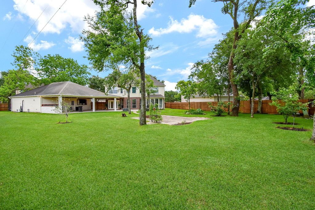 3911 Fielder Circle, Missouri City, TX 77459