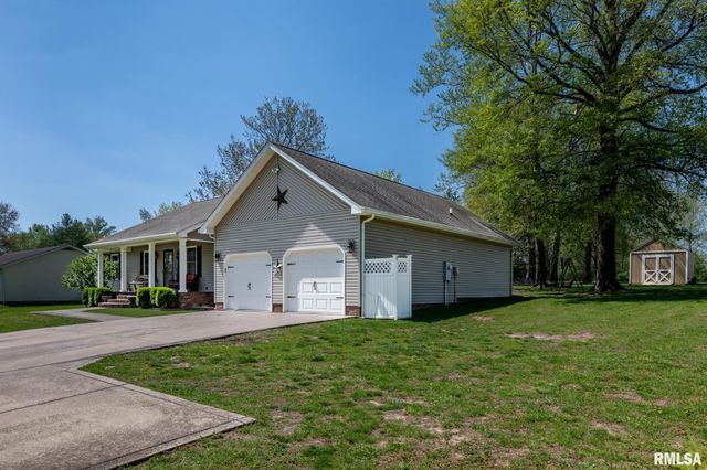 105 N Dent Street, Carterville, IL 62918