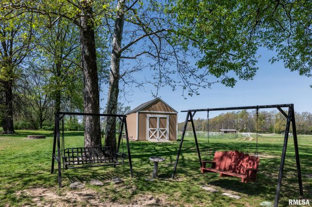105 N Dent Street, Carterville, IL 62918