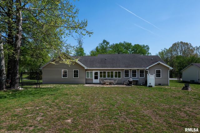 105 N Dent Street, Carterville, IL 62918