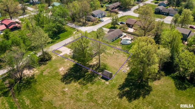 105 N Dent Street, Carterville, IL 62918