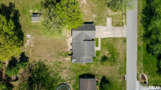 105 N Dent Street, Carterville, IL 62918
