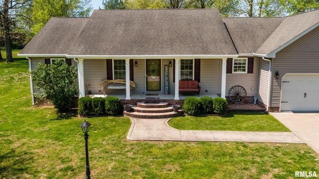 105 N Dent Street, Carterville, IL 62918