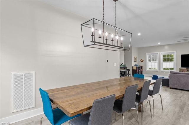 1303 Fulton LN, Chesapeake, VA 23320