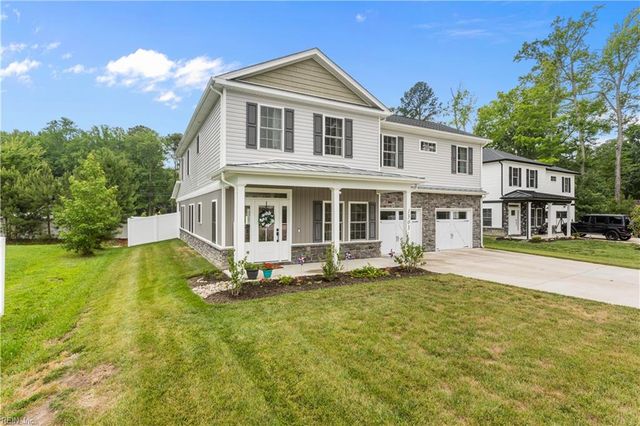 1303 Fulton LN, Chesapeake, VA 23320