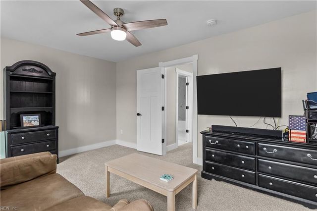 1303 Fulton LN, Chesapeake, VA 23320